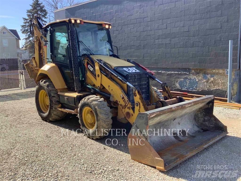 CAT 420F2IT Backhoe