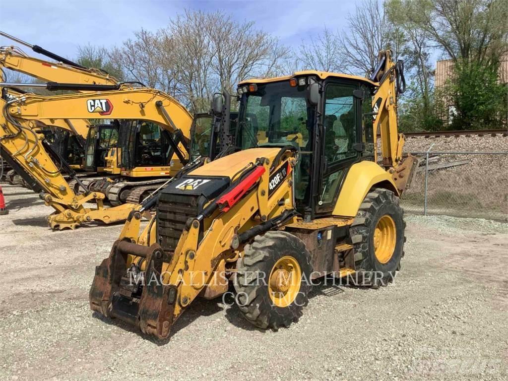 CAT 420F2IT Backhoe