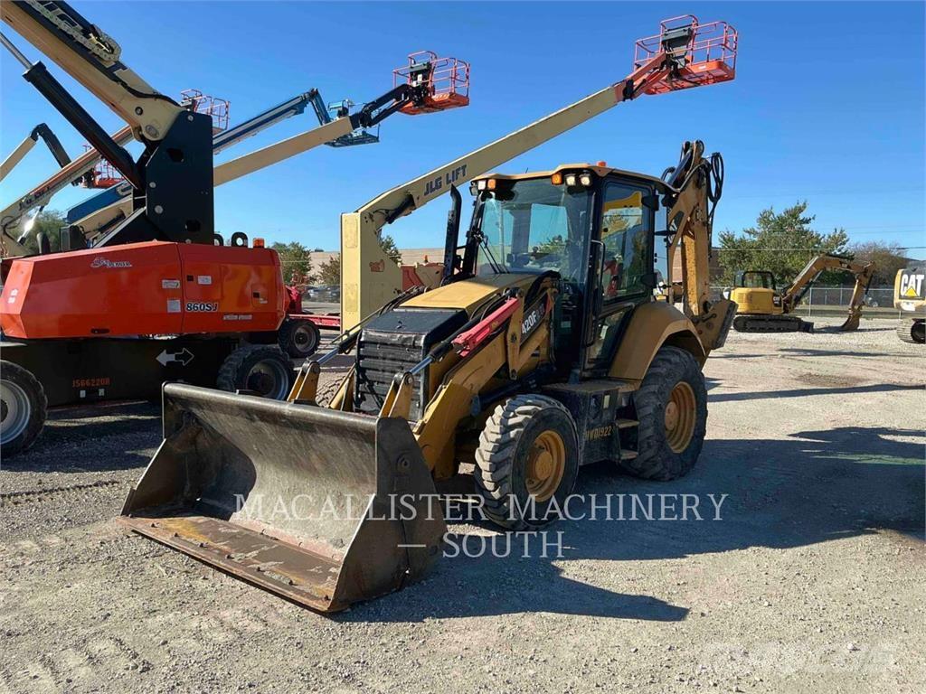 CAT 420F2IT Backhoe