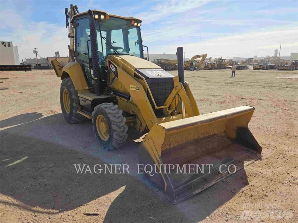 CAT 420F2ST Backhoe