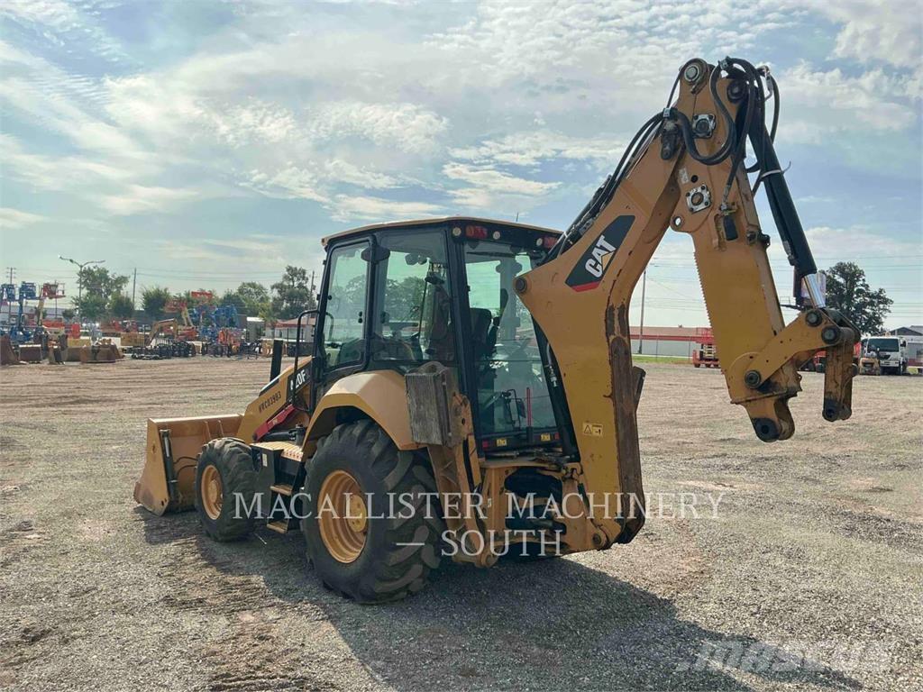 CAT 420F2ST Backhoe