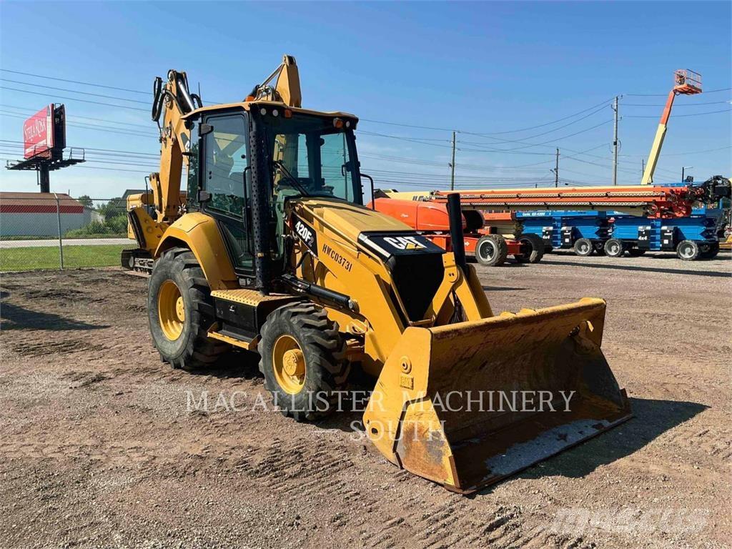 CAT 420F2ST Backhoe