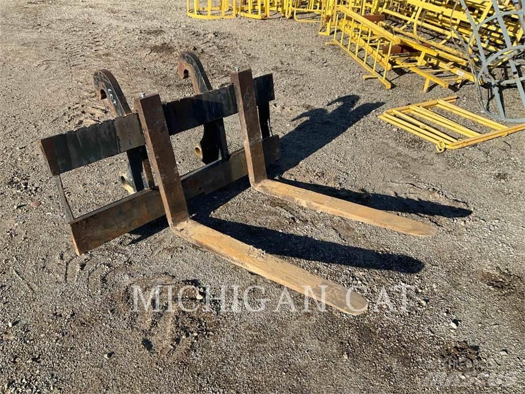 CAT 420FIT A Backhoe