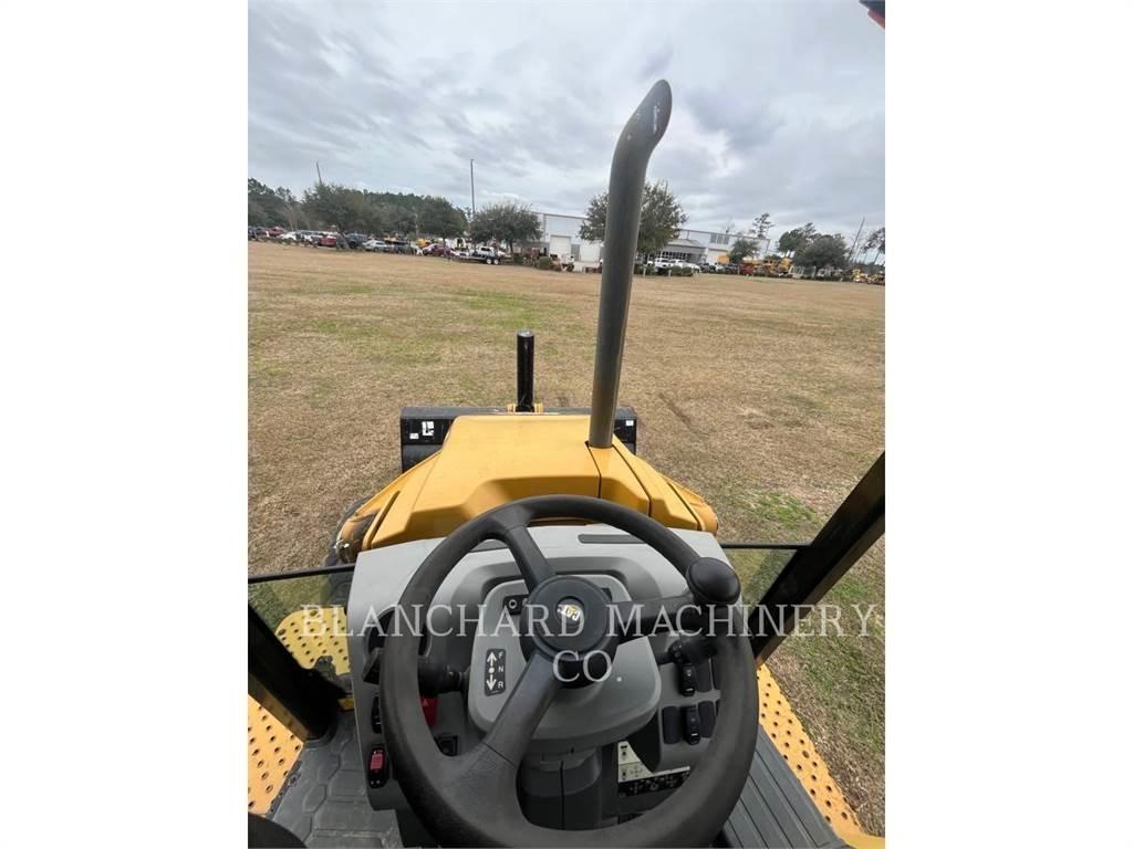 CAT 420XE Backhoe