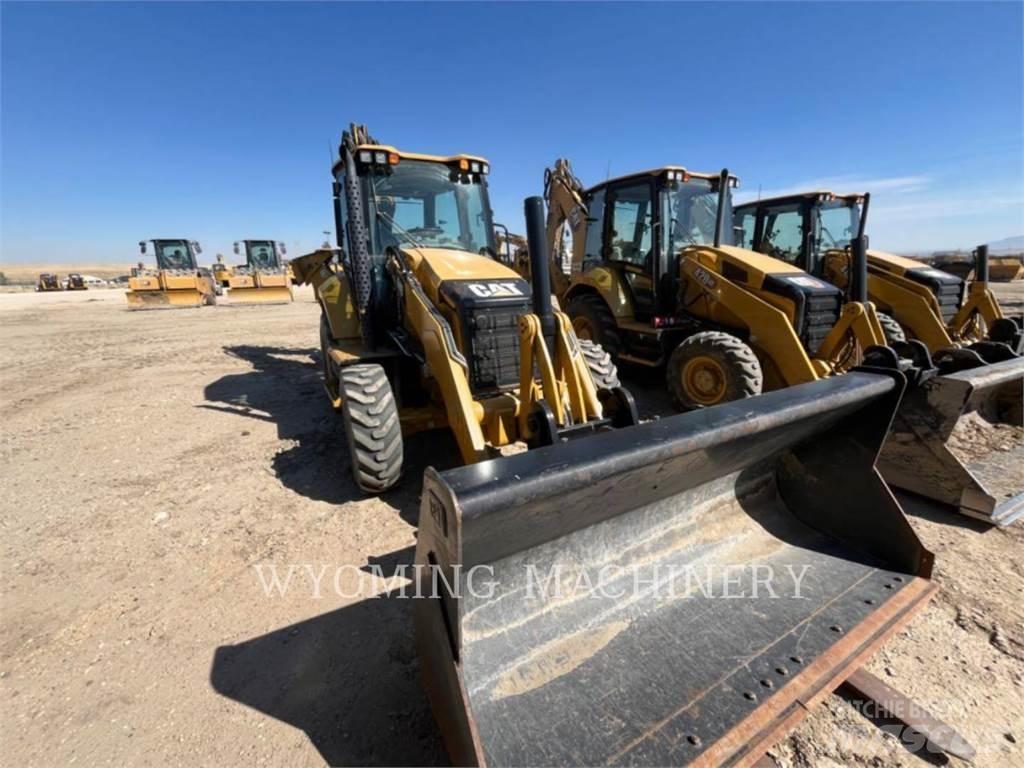 CAT 440 Backhoe