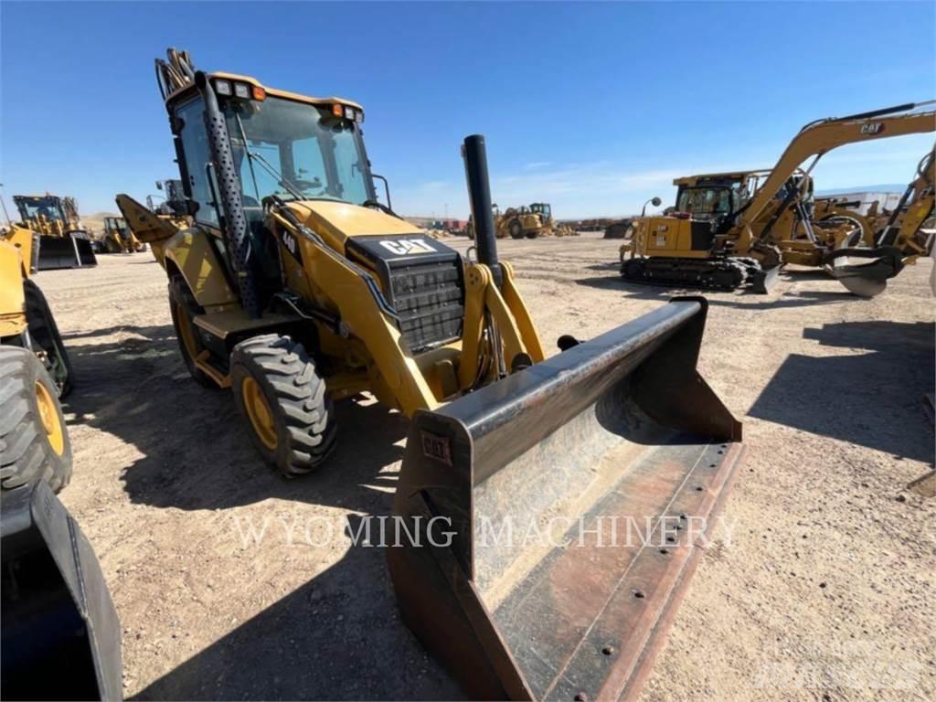 CAT 440 Backhoe