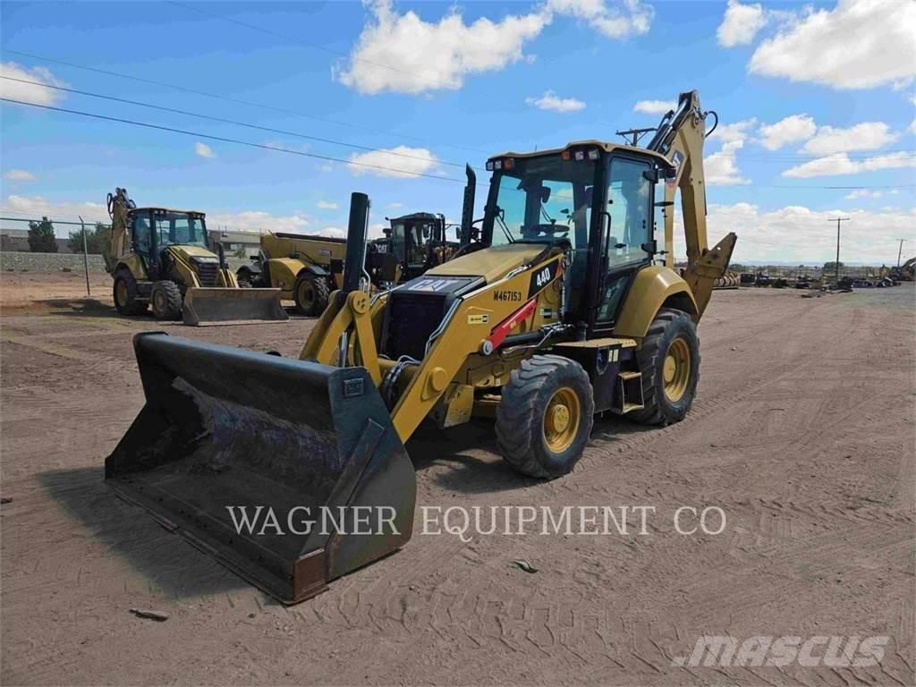 CAT 440 Backhoe