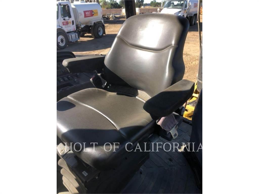 CAT 450 Backhoe