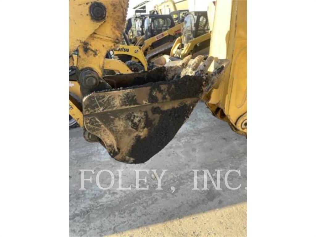 CAT 450-07 Backhoe
