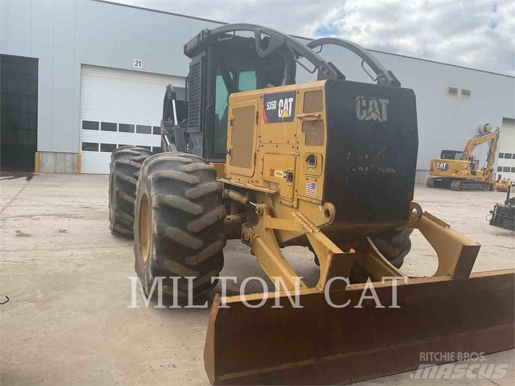 CAT 535D Skidders