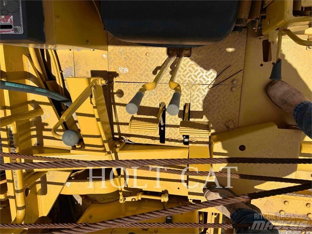 CAT 572G Pipe layer dozers
