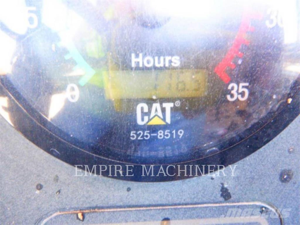 CAT 613C Scrapers