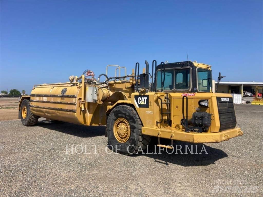 CAT 613G WT Tanker trucks