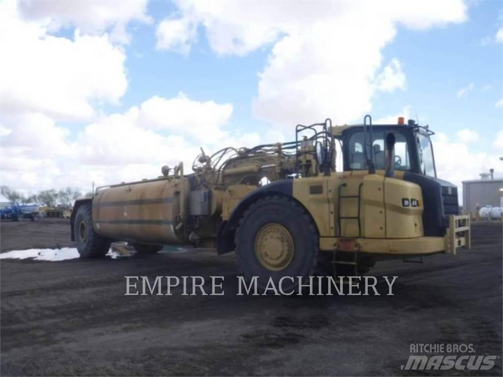 CAT 621H WW Water bowser