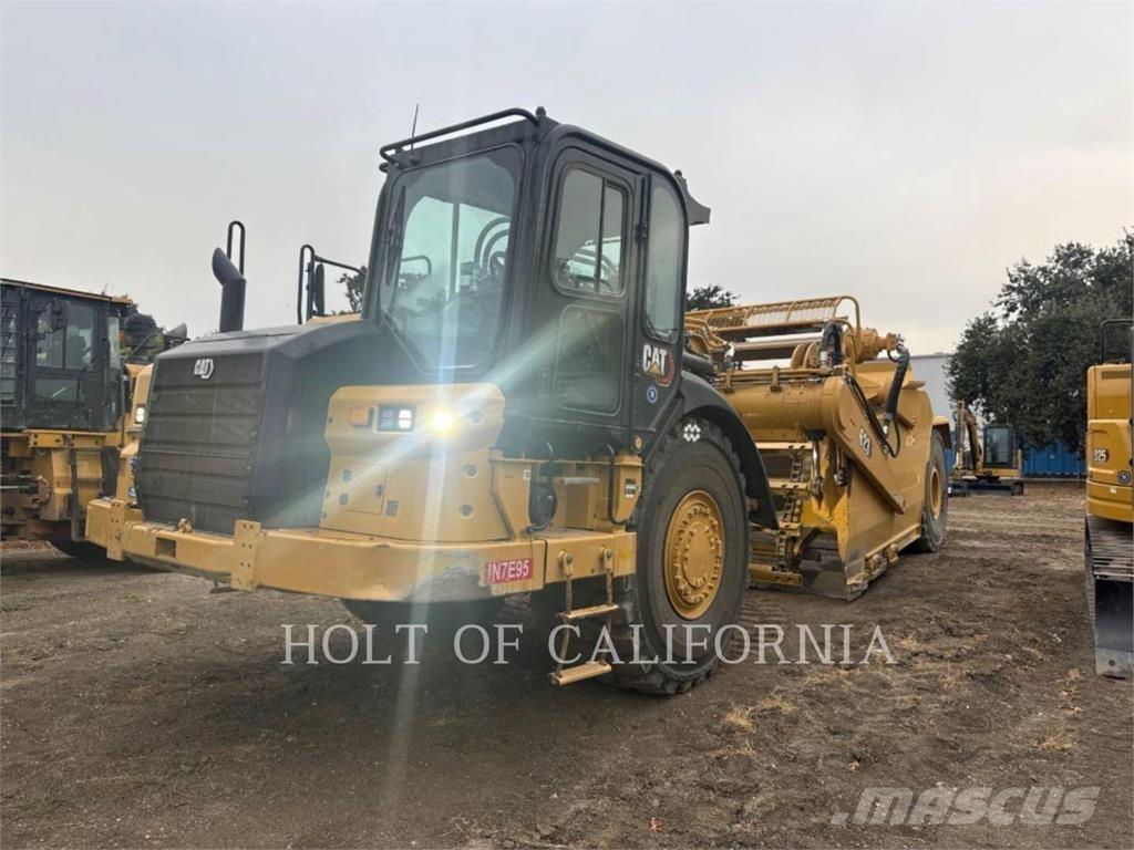 CAT 623 Scrapers