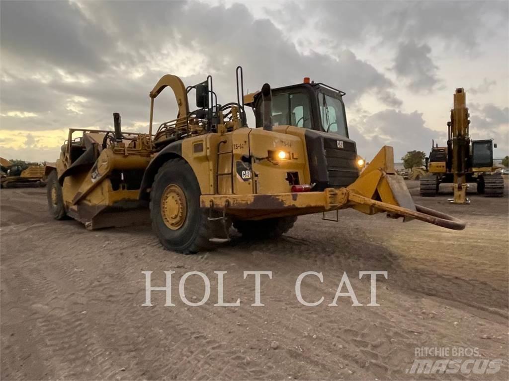 CAT 627H Scrapers