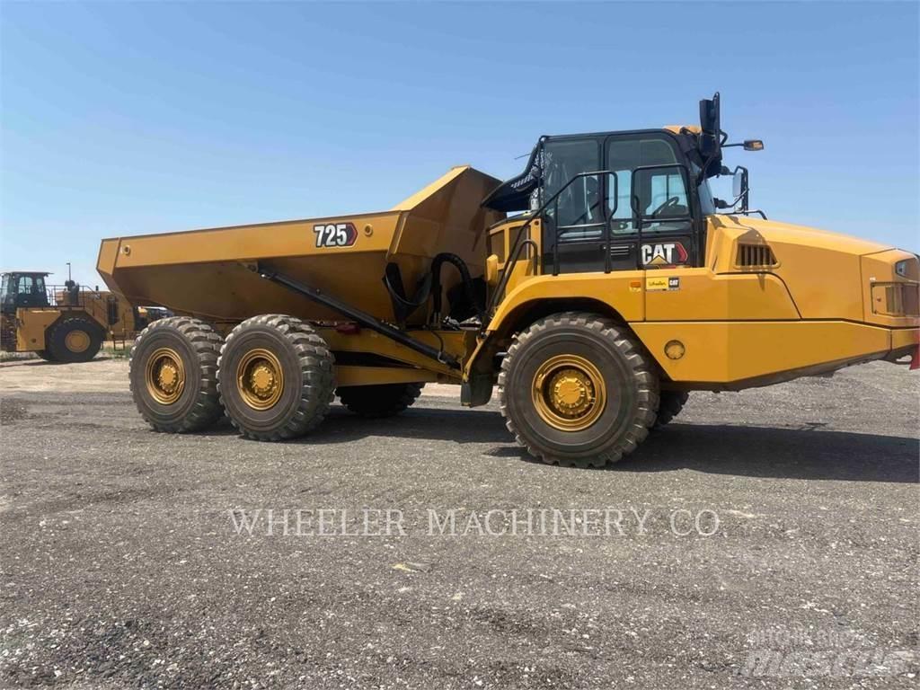 CAT 725 Articulated Haulers