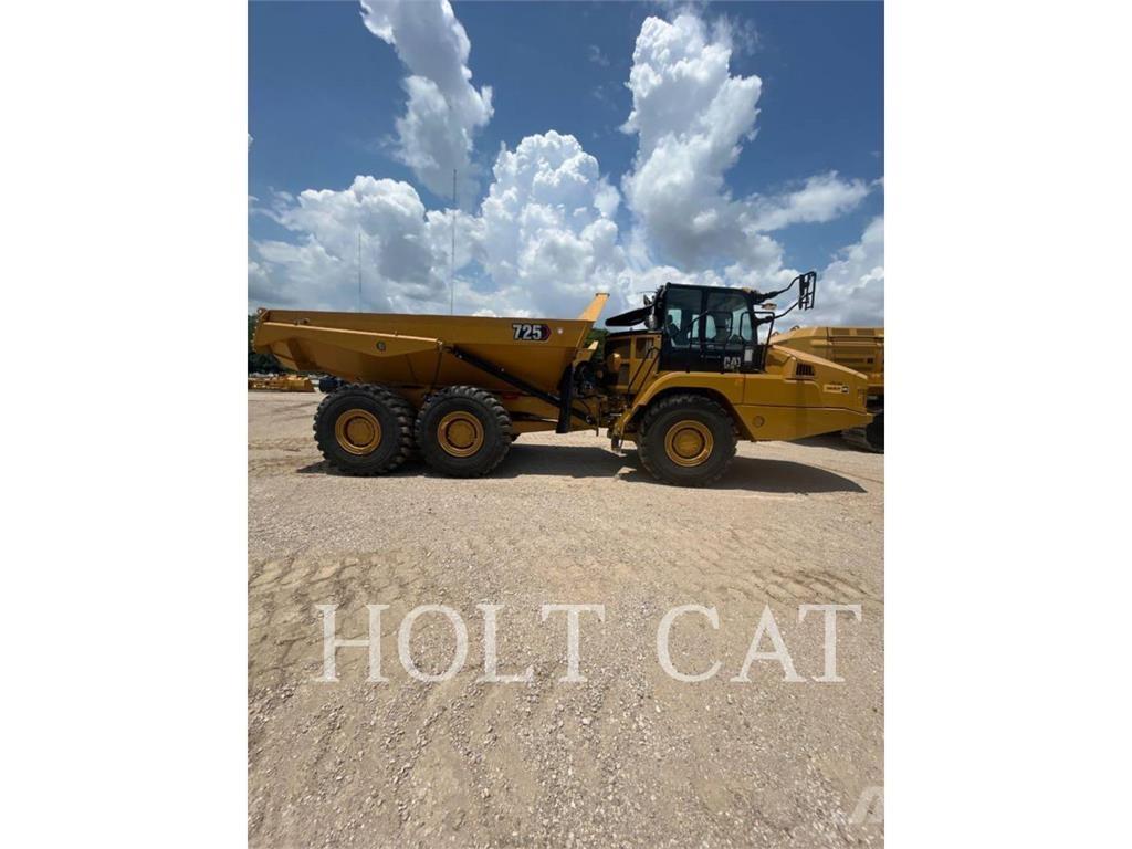 CAT 725 Articulated Haulers