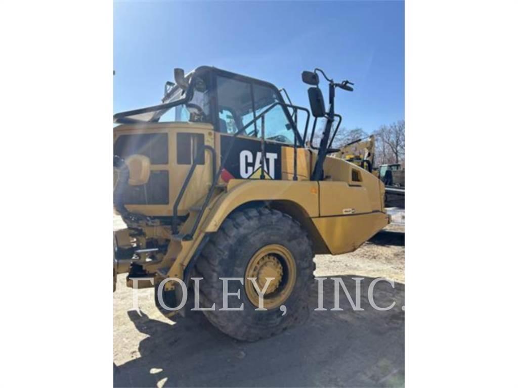 CAT 725C2 Articulated Haulers