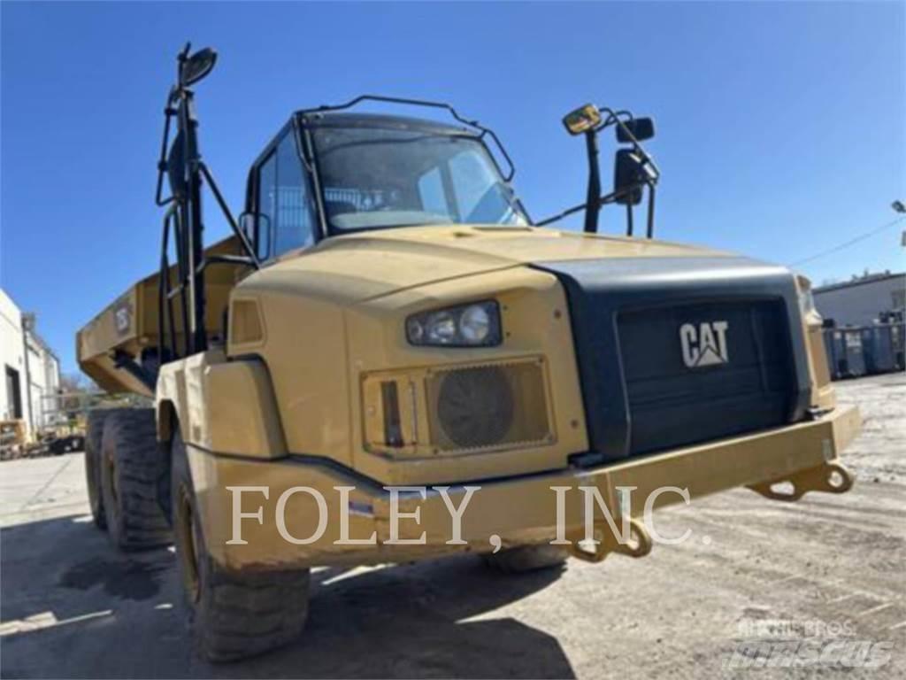 CAT 725C2 Articulated Haulers