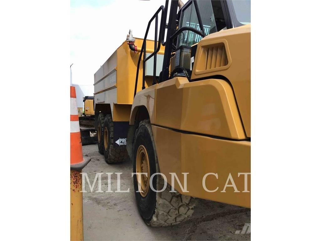 CAT 725C2 Articulated Haulers