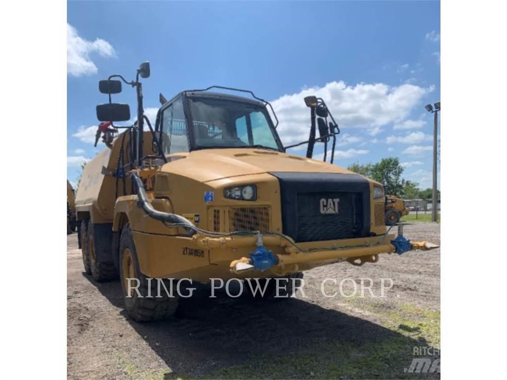 CAT 725C2WW Tanker trucks