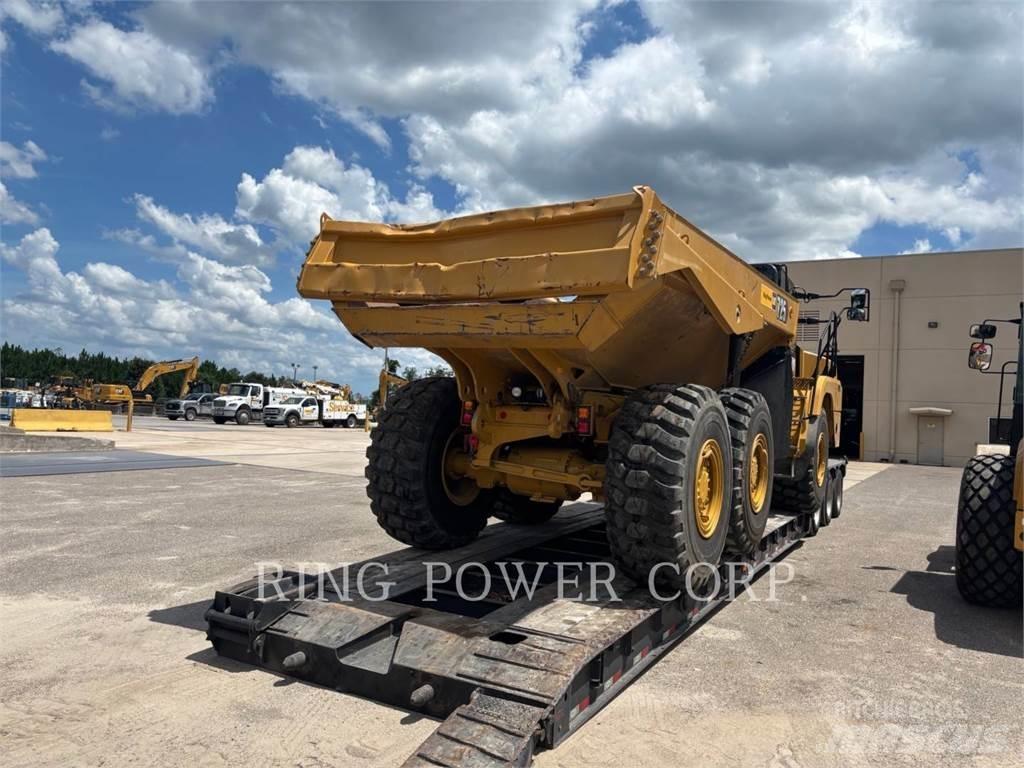 CAT 725TG Articulated Haulers