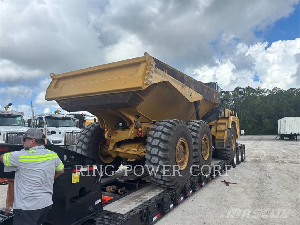 CAT 725TG Articulated Haulers