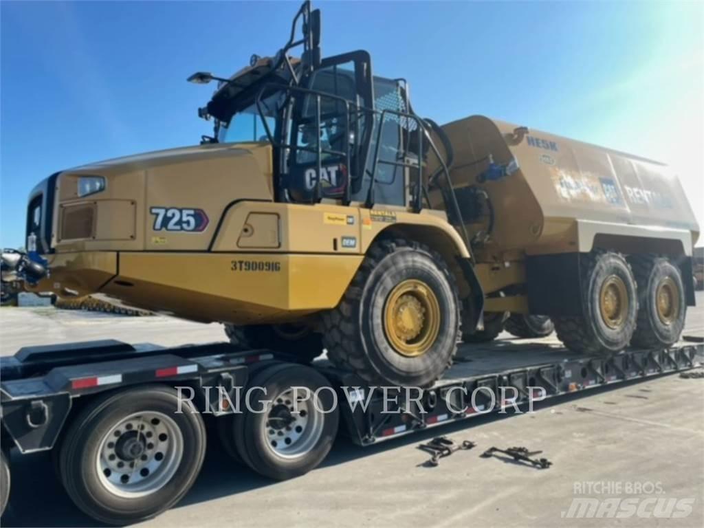 CAT 725WW Tanker trucks