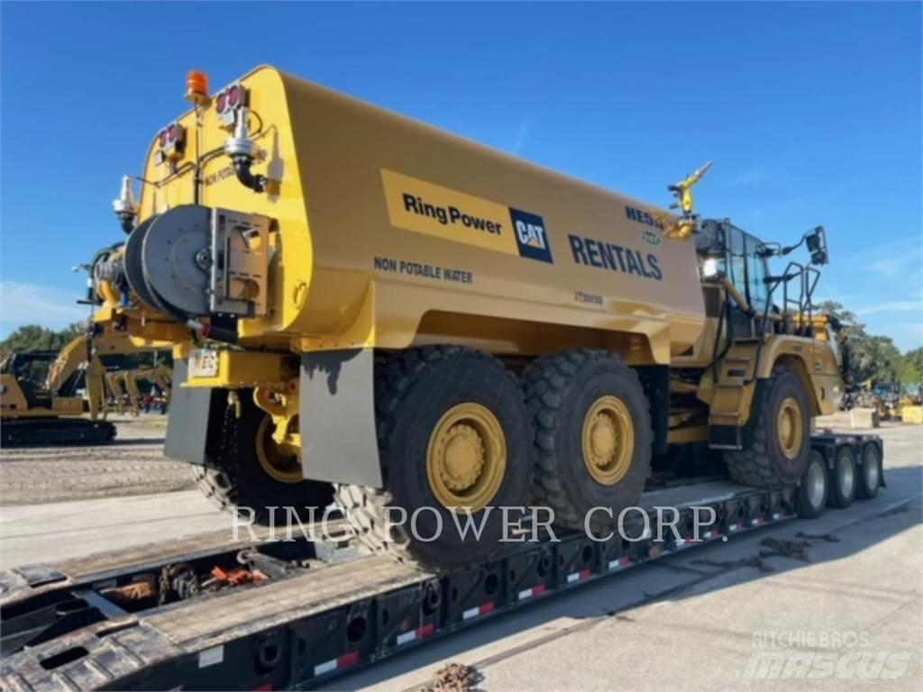 CAT 725WW Tanker trucks