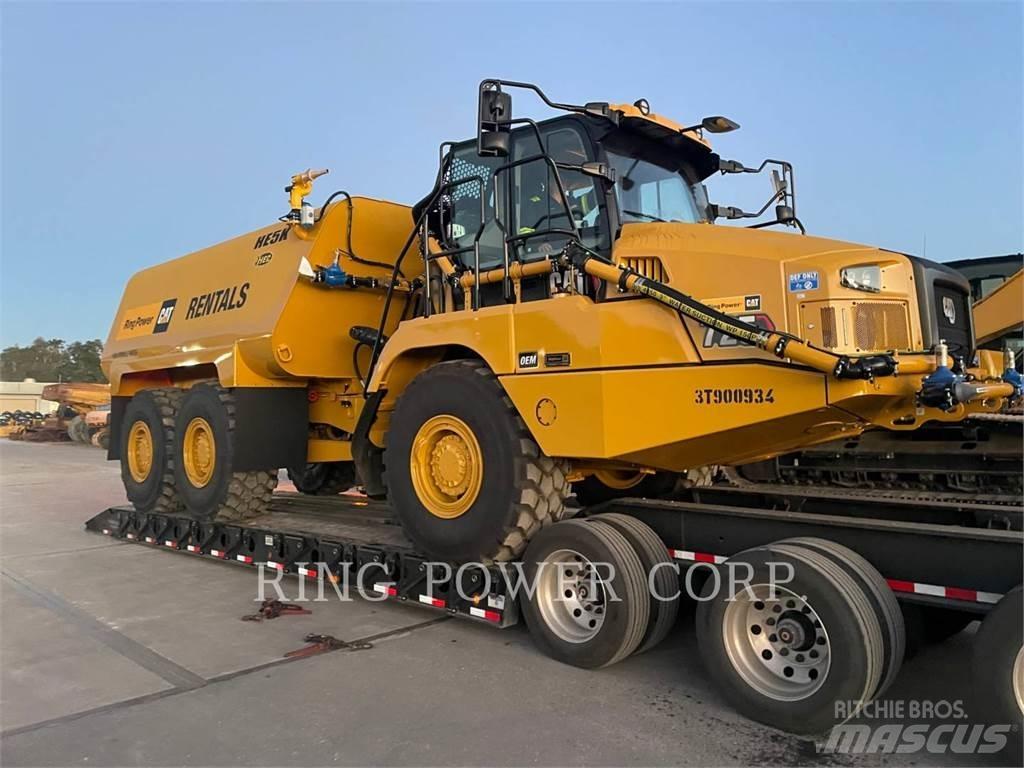 CAT 725WW Tanker trucks