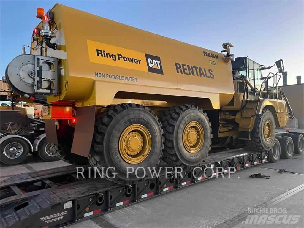 CAT 725WW Tanker trucks