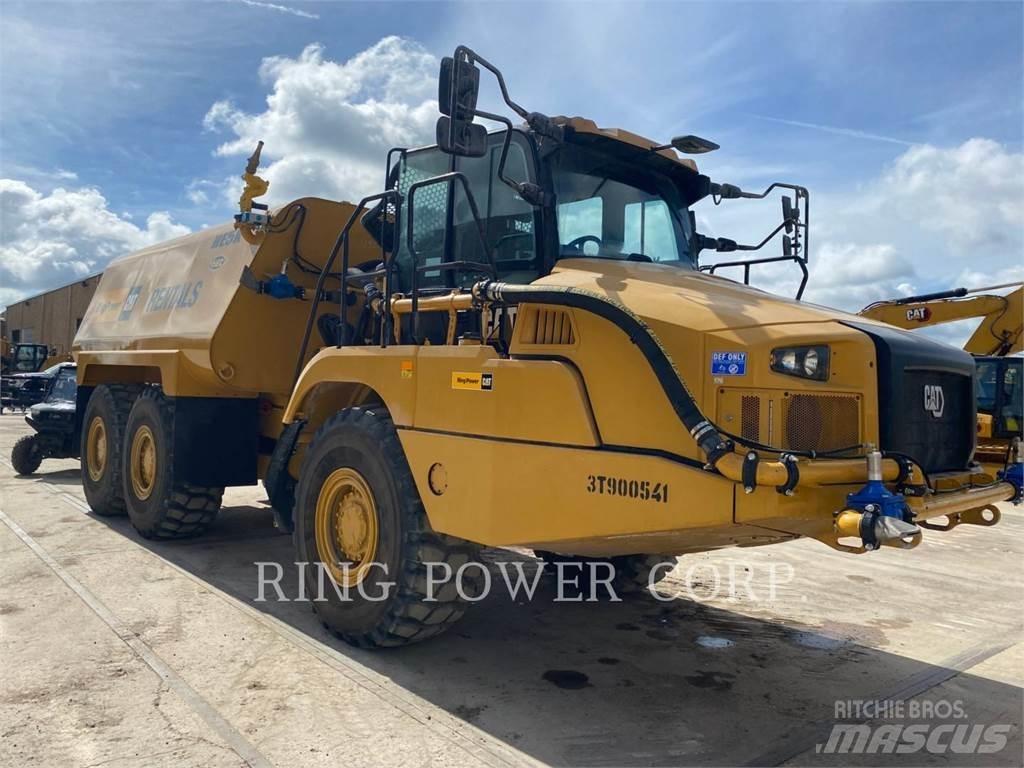 CAT 725WW Tanker trucks