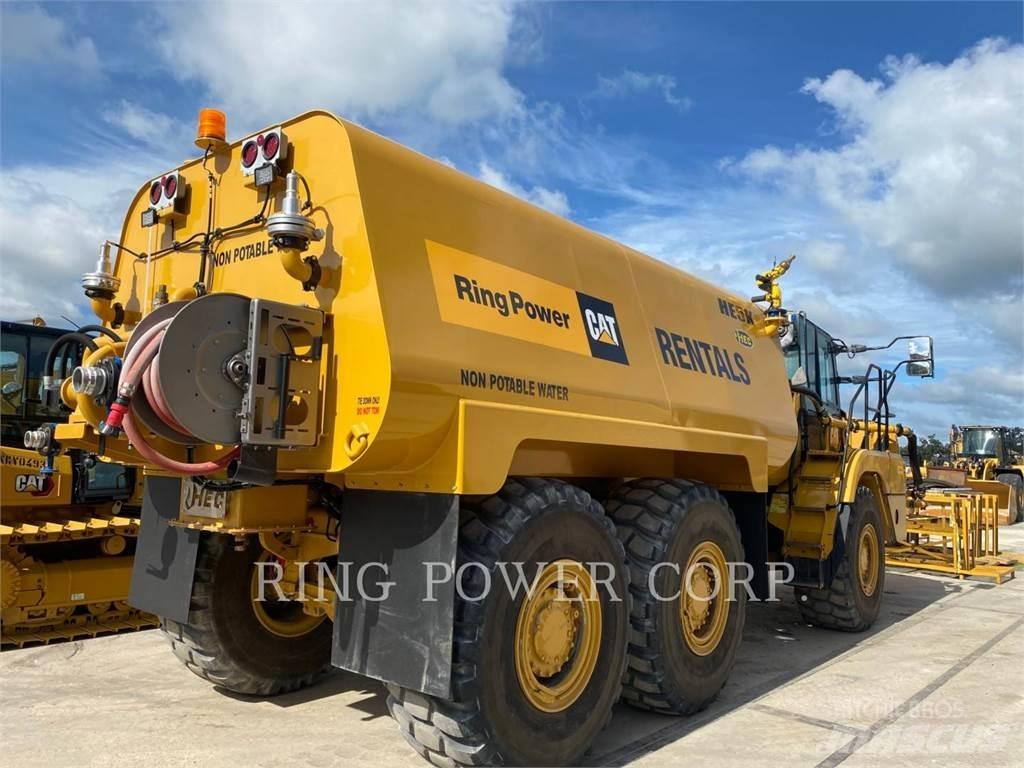 CAT 725WW Tanker trucks