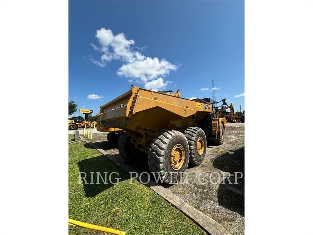 CAT 725WW Tanker trucks