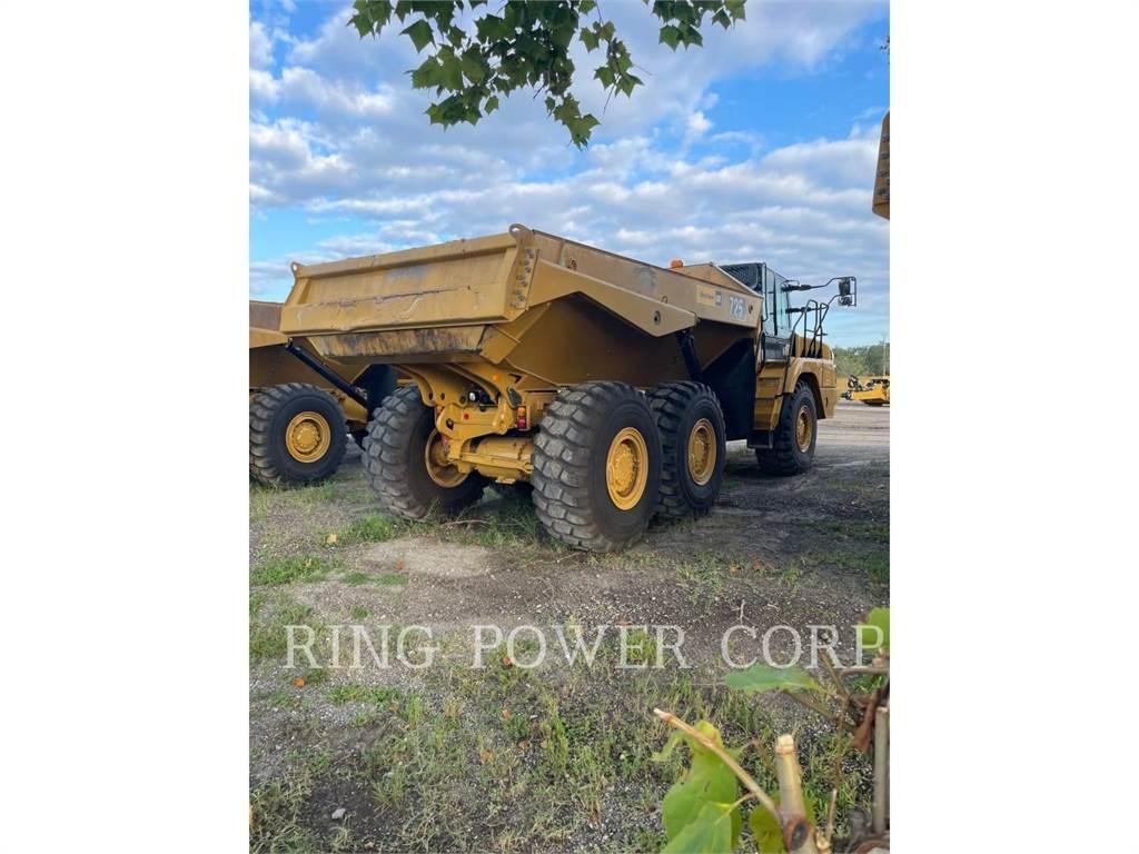 CAT 725WW Tanker trucks