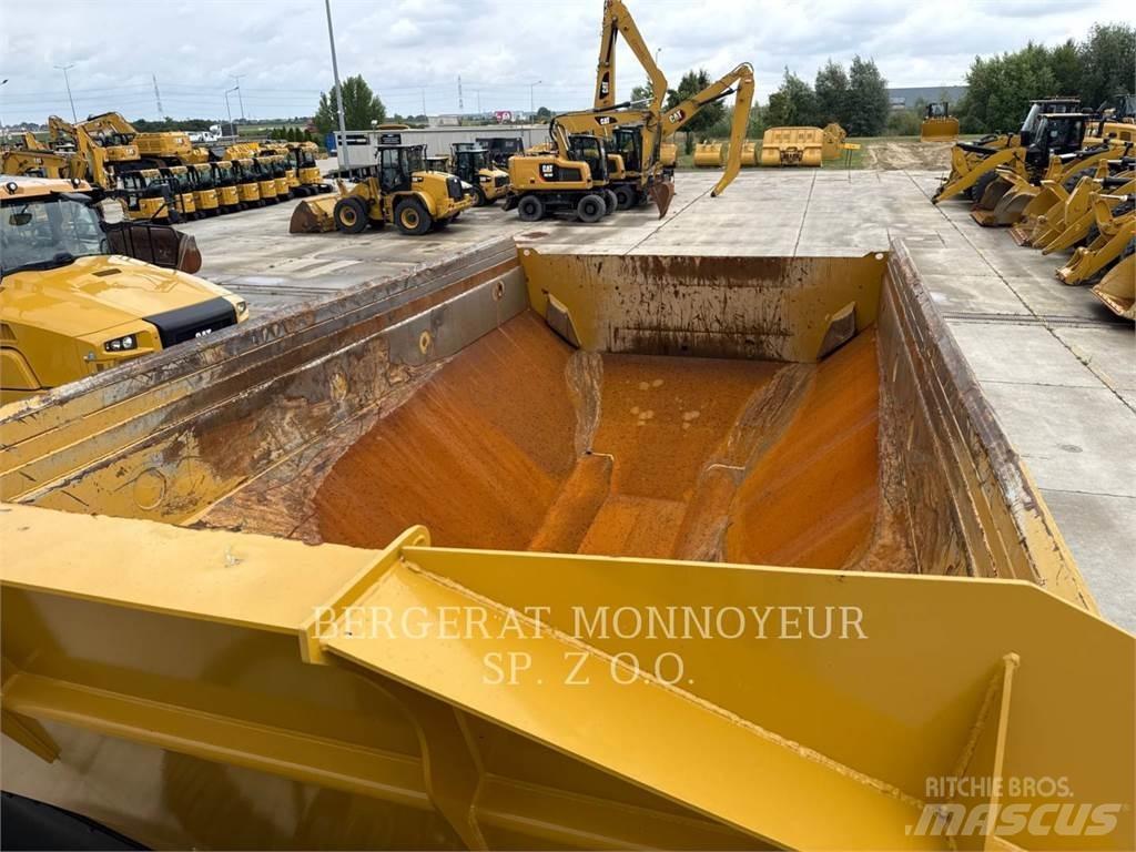 CAT 730 Articulated Haulers