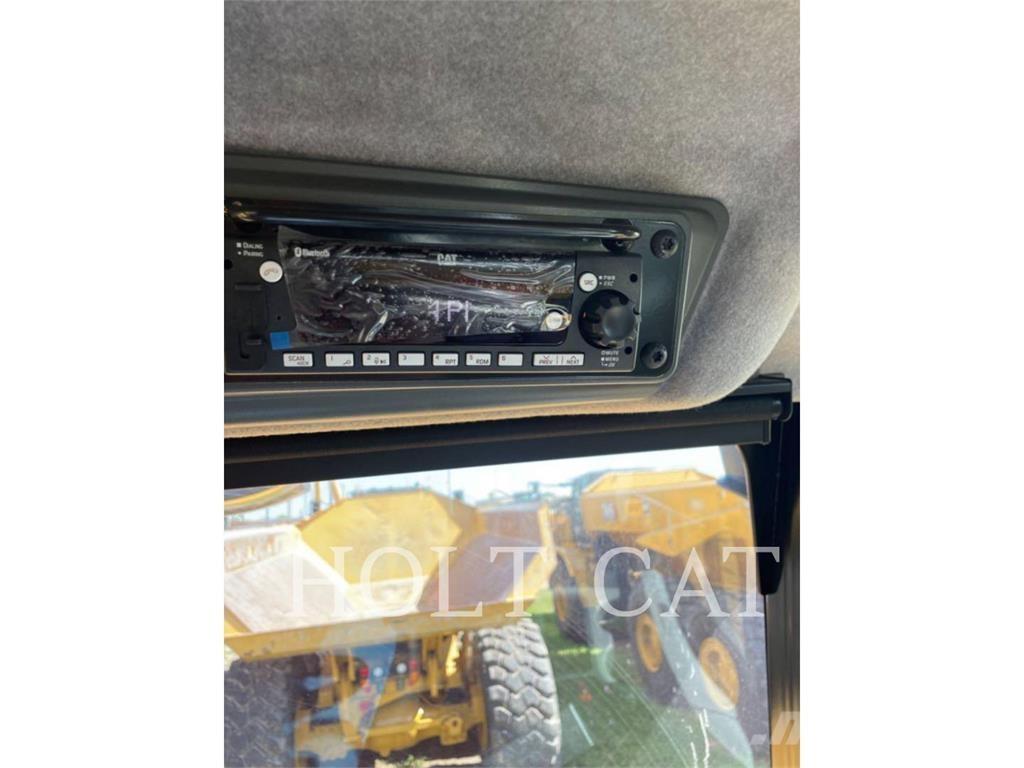 CAT 730 Articulated Haulers
