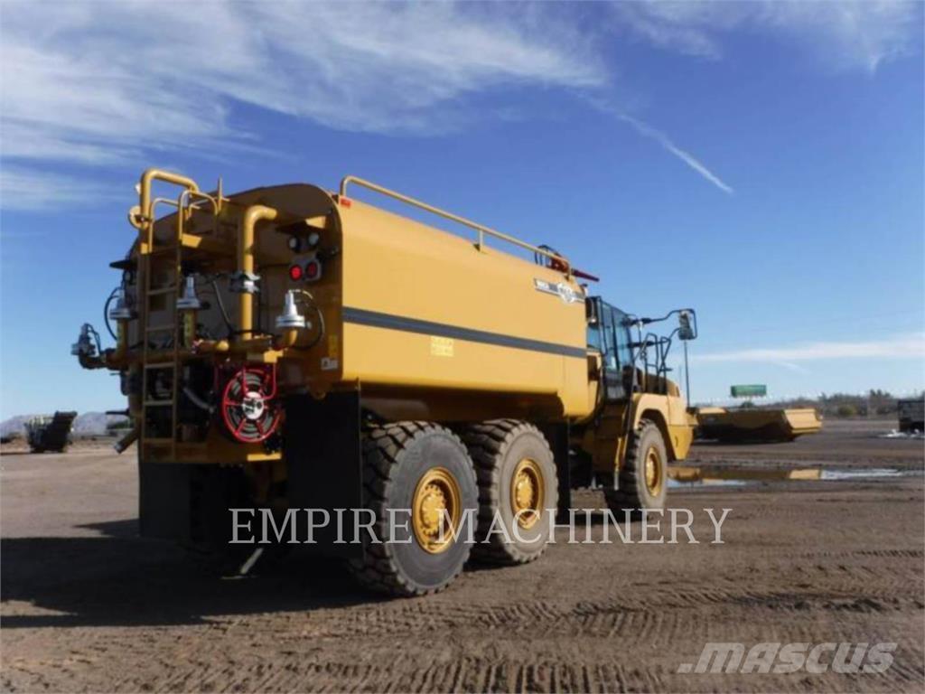 CAT 730-04 WT Water bowser