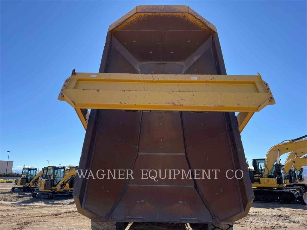 CAT 735C Articulated Haulers
