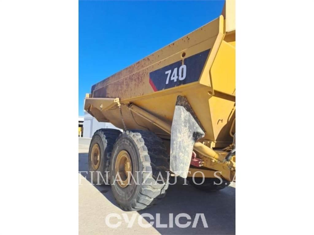 CAT 740 Articulated Haulers