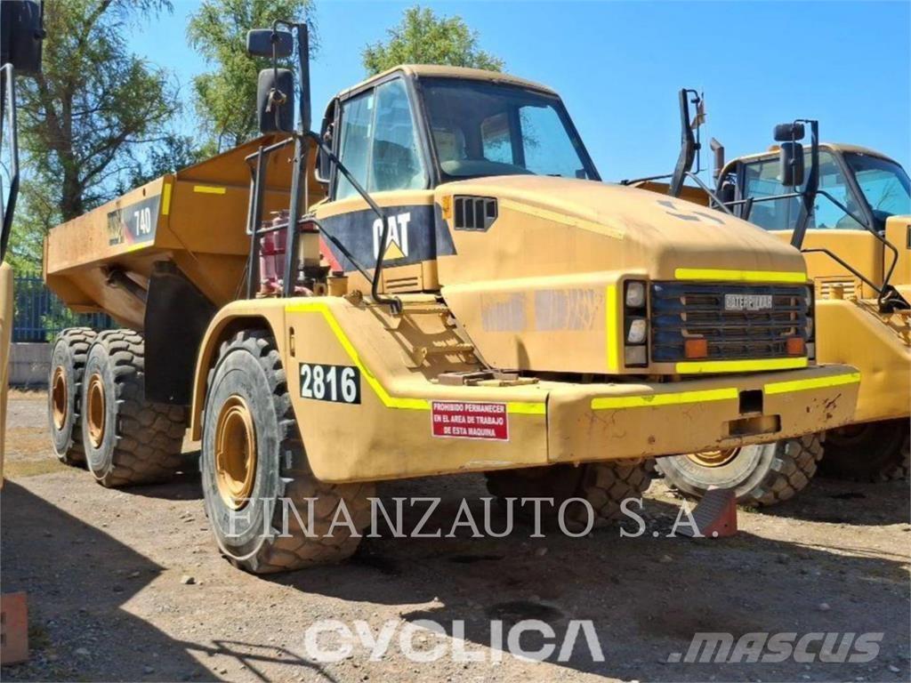 CAT 740 Articulated Haulers