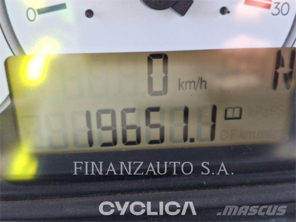 CAT 740 Articulated Haulers