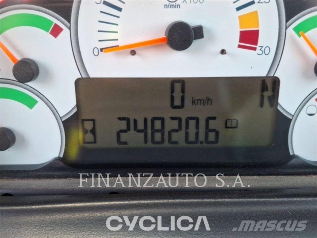 CAT 740 Articulated Haulers