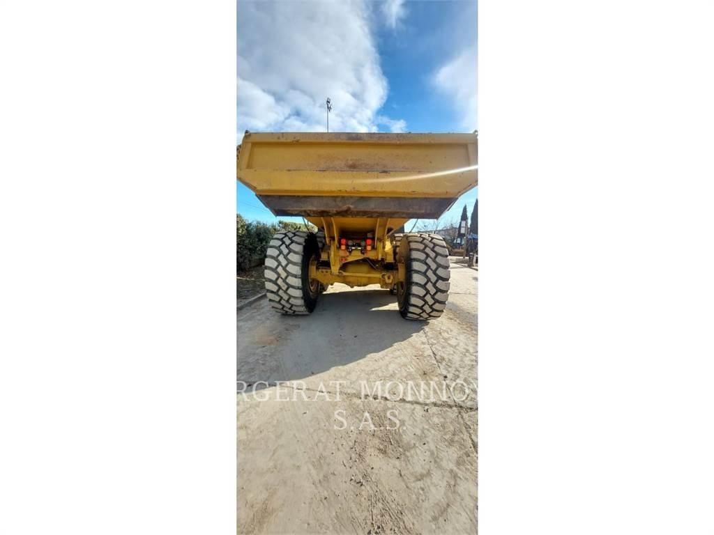 CAT 740GC Articulated Haulers