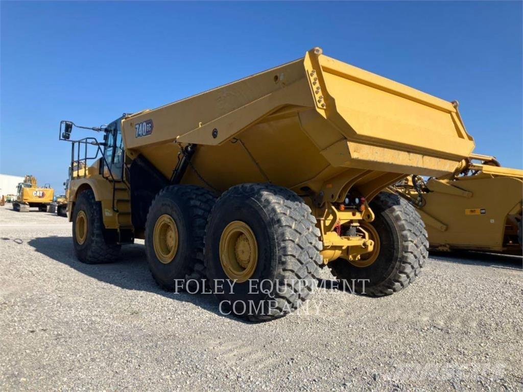 CAT 740GC-04 Articulated Haulers