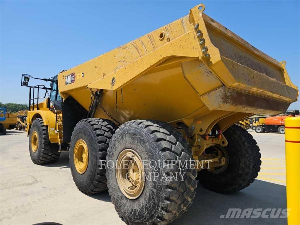 CAT 740GC-04 Articulated Haulers