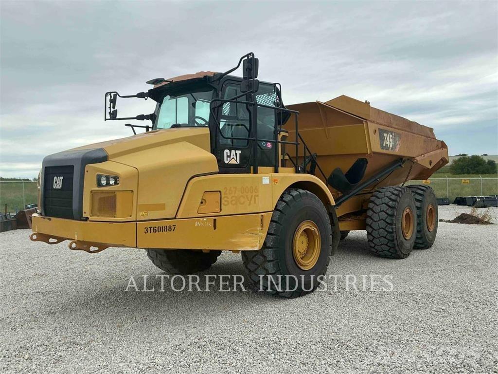 CAT 74504 Articulated Haulers