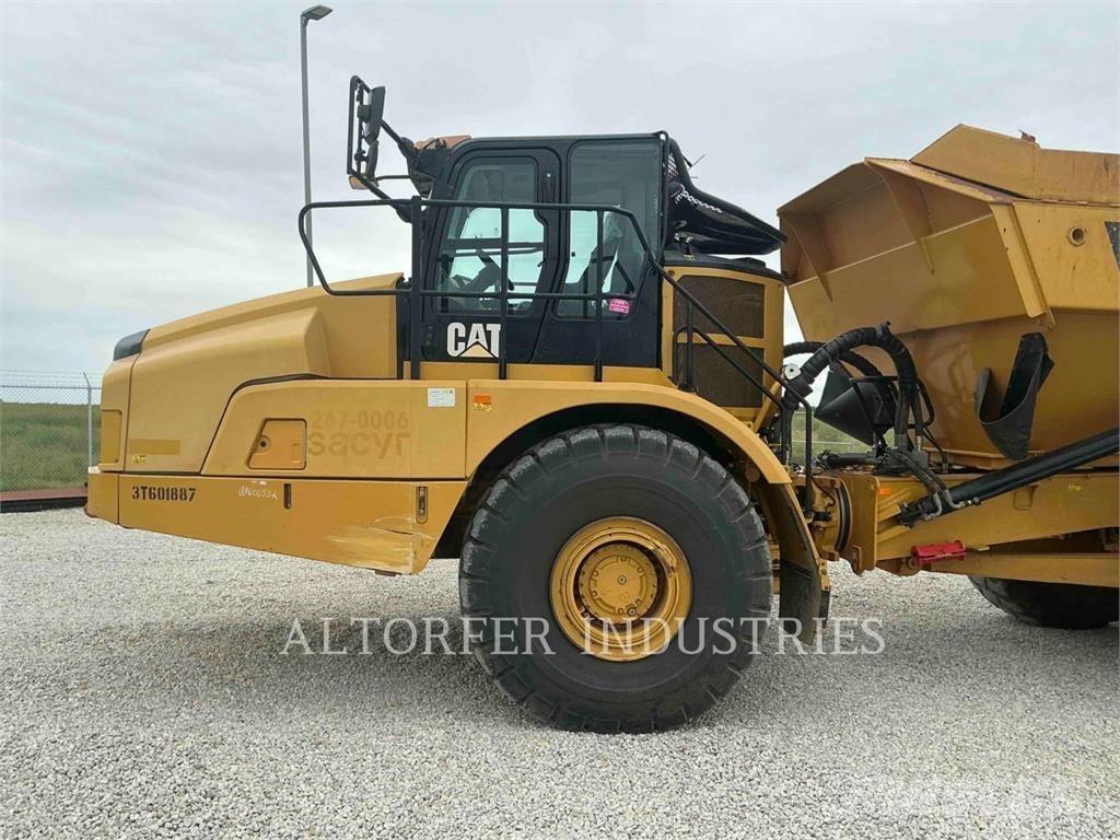 CAT 74504 Articulated Haulers
