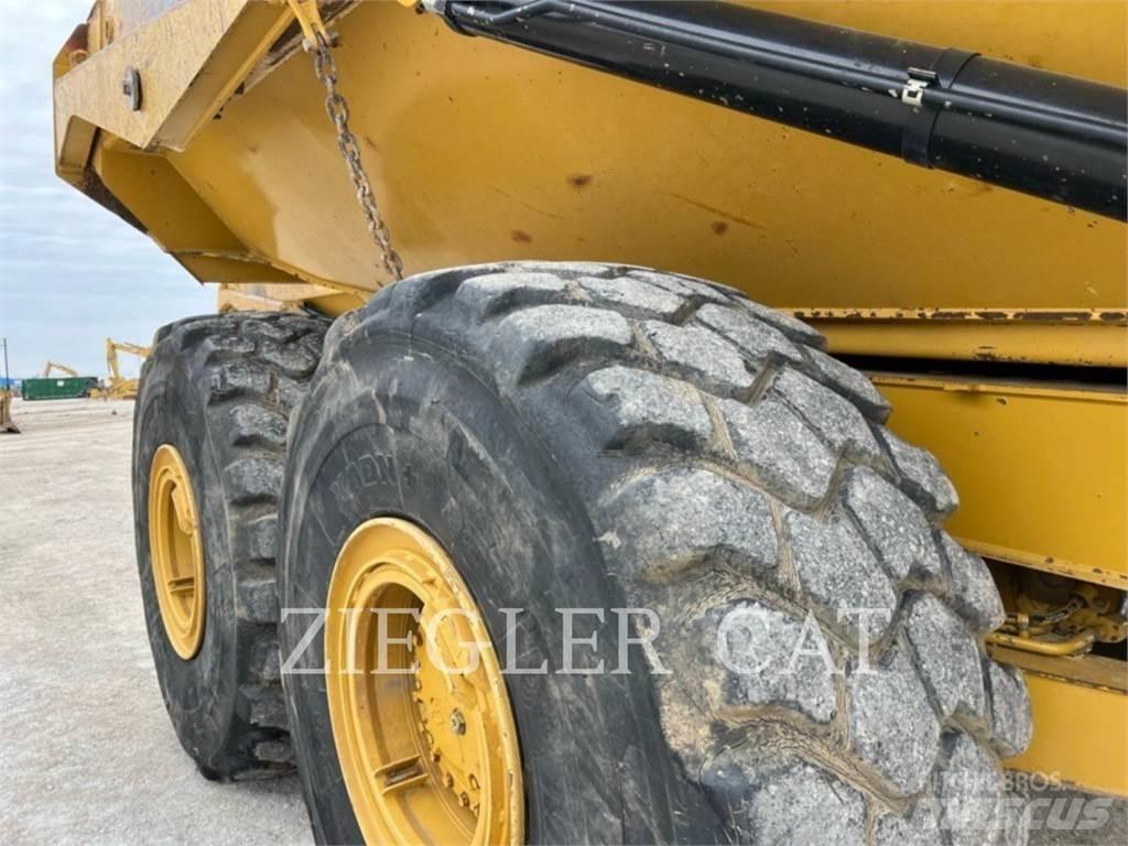 CAT 745C Articulated Haulers